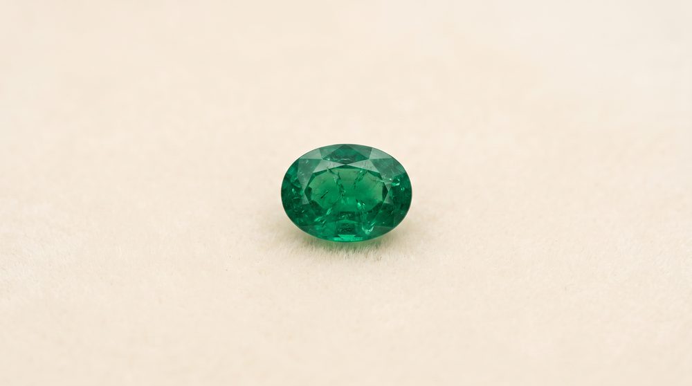 Esmeralda oval